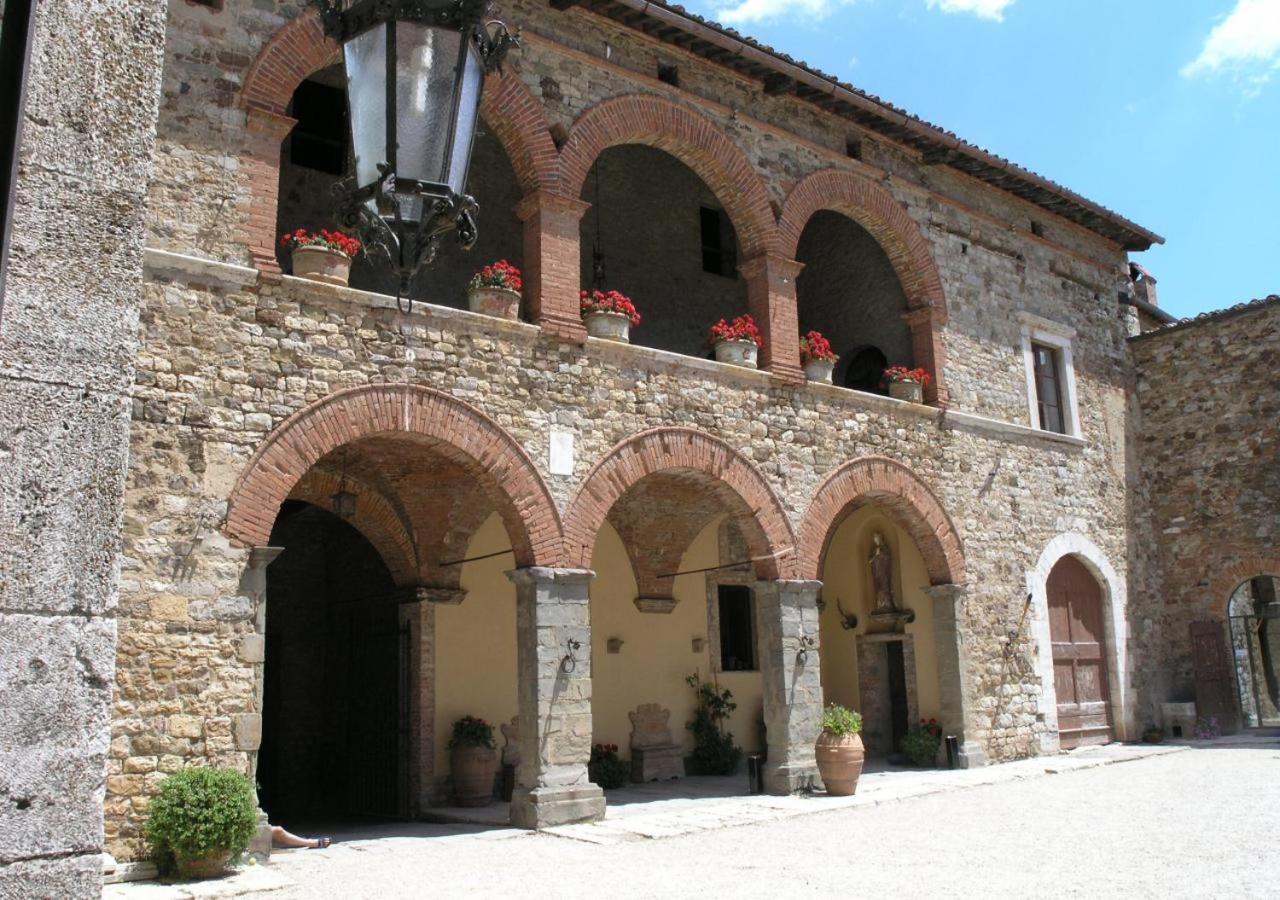 Castello Di Modanella Rapolano Terme Exterior foto